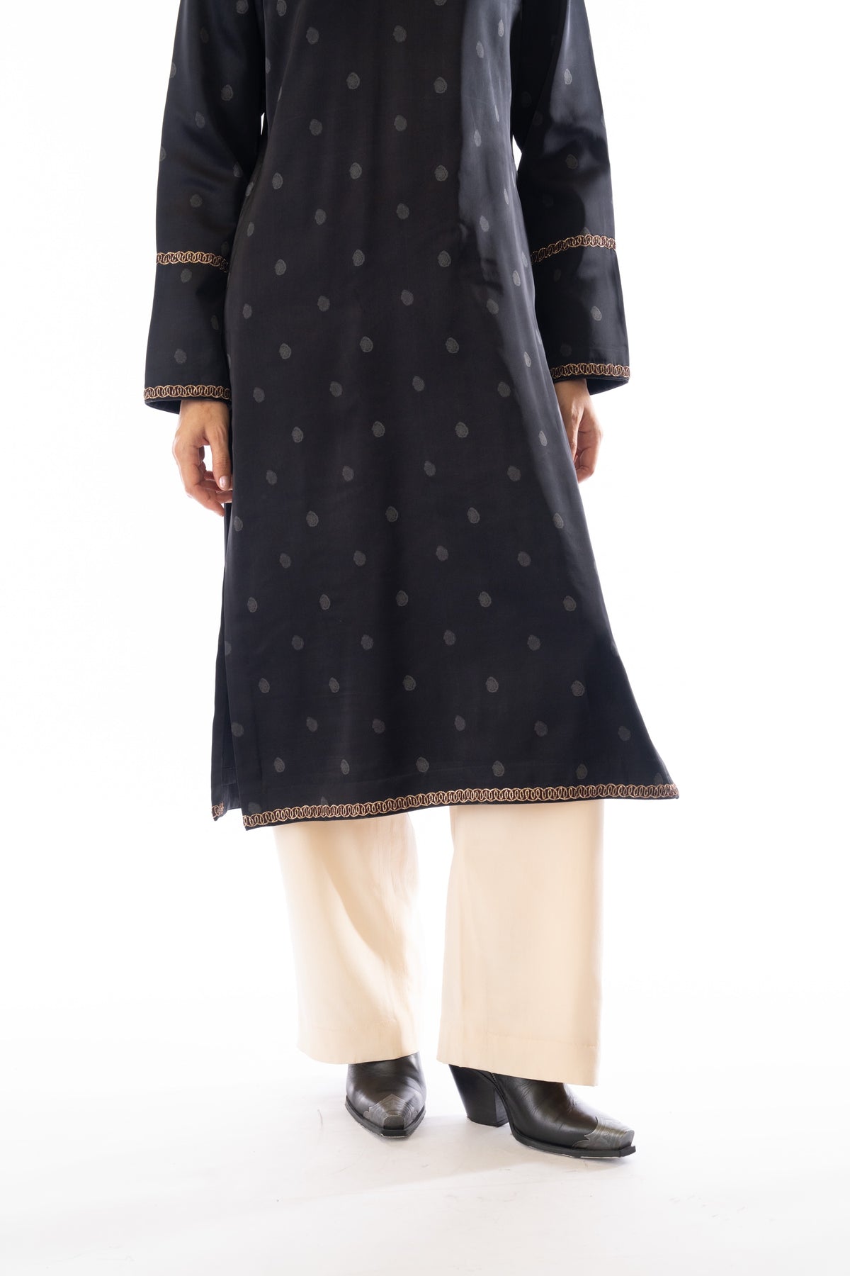 Charcoal Rose Print Kurta Set