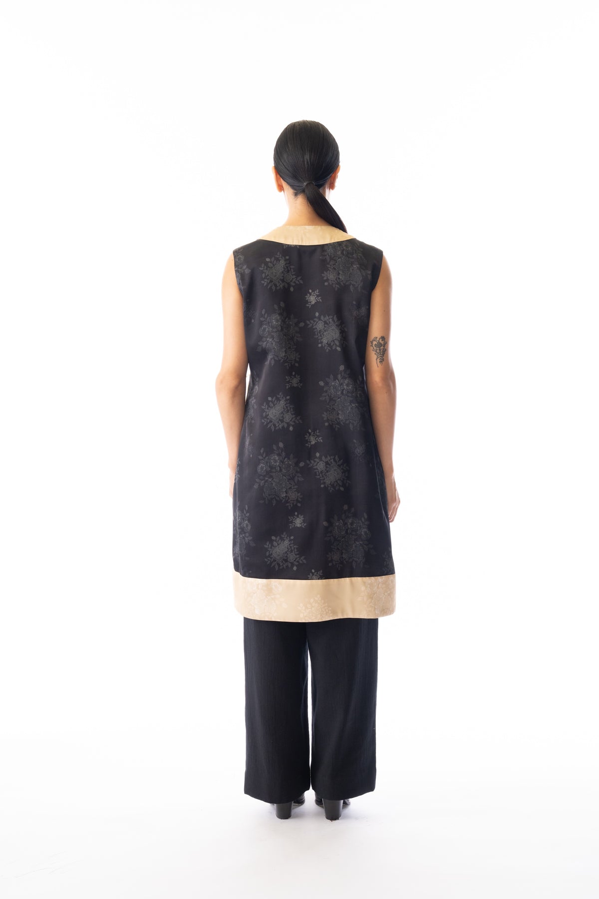 Black cotton trousers