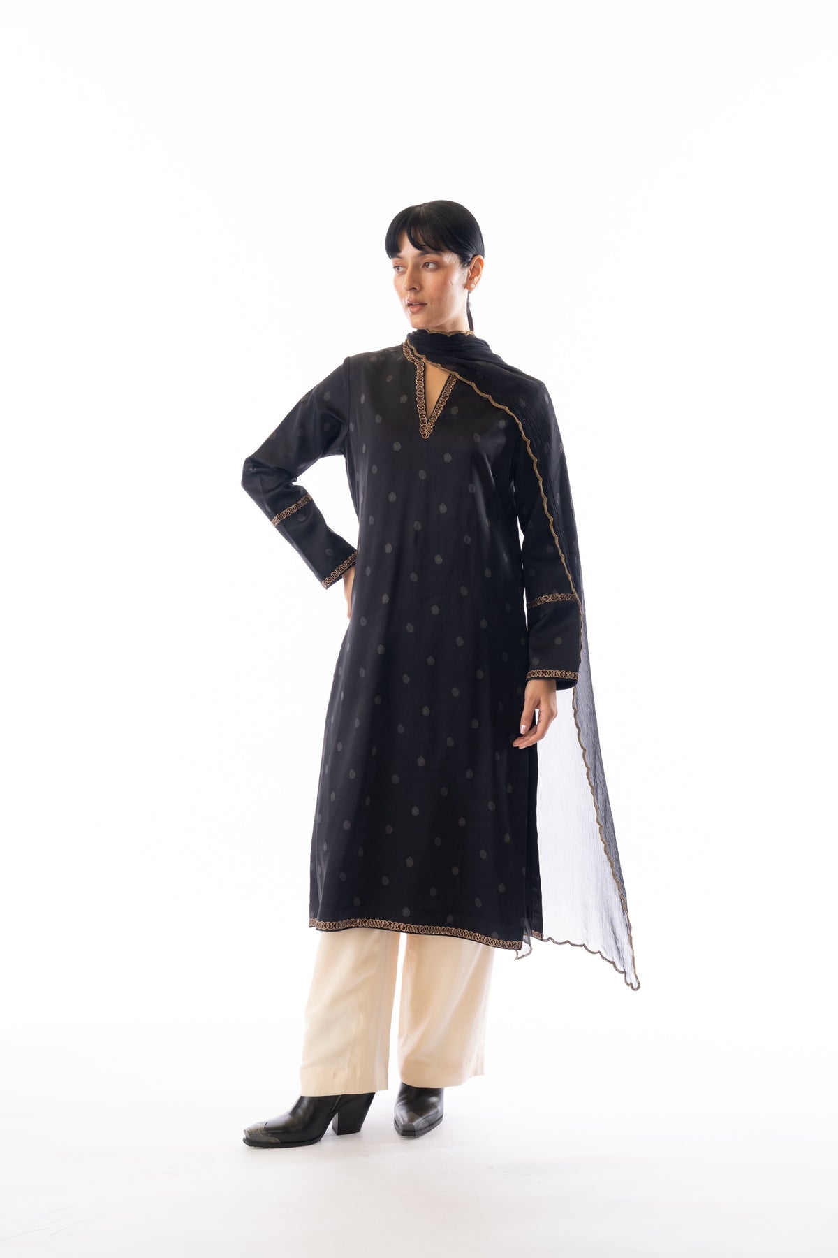 Charcoal Rose Print Kurta Set